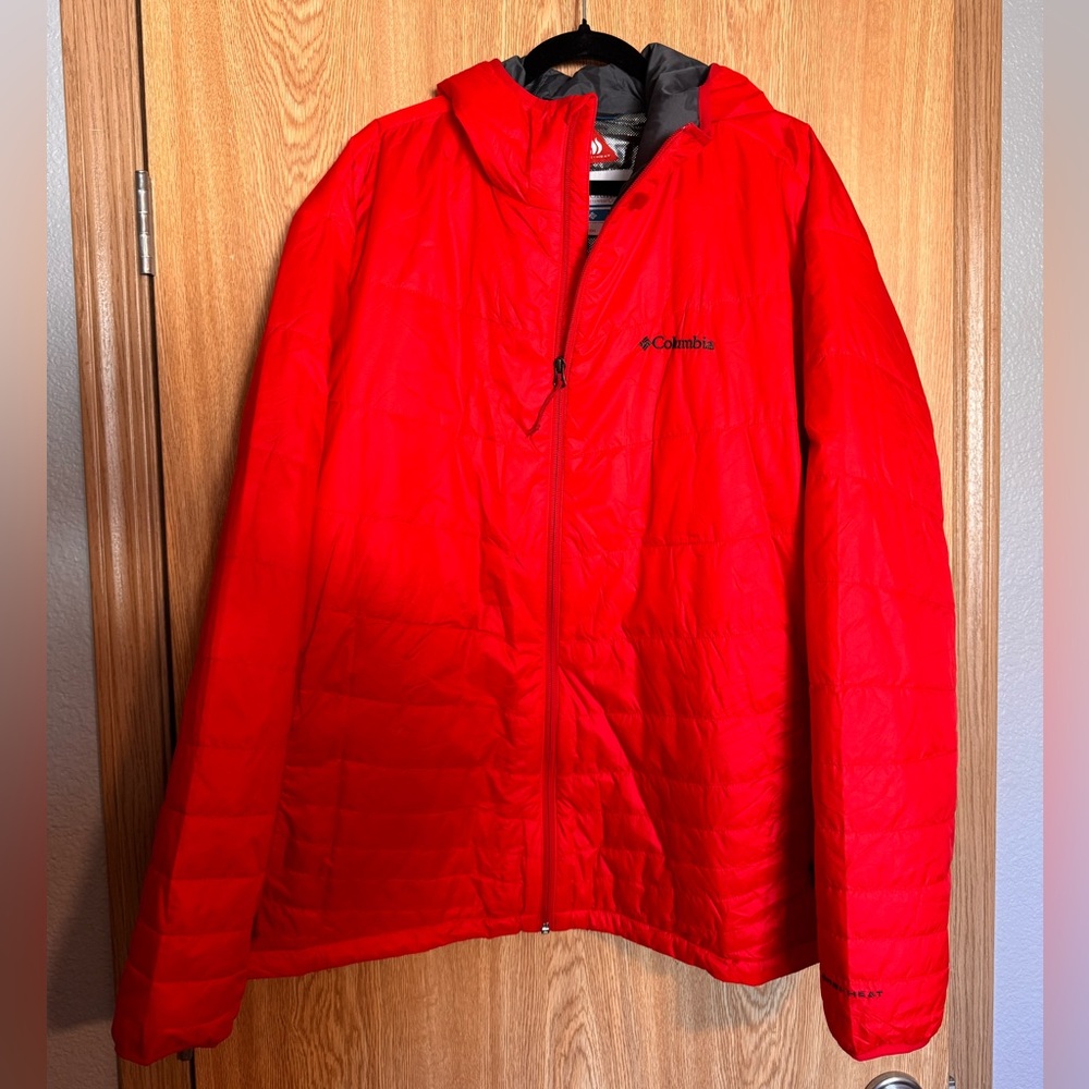 Columbia Men's Red Hooded Puffer Jacket